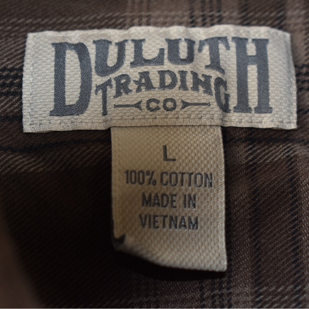 Duluth Trading Flannel Long Sleeve Button Front size L - Picture 3 of 7